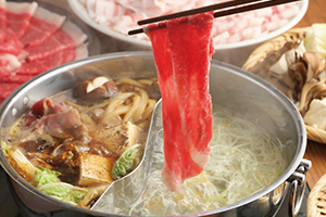 牛しゃぶしゃぶorすき焼きコース